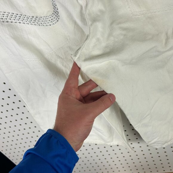 Coogi White Denim Baggy Shorts Size 38 Rhinestone Hip Hop Denim 90s Skater Rap - Picture 6 of 8